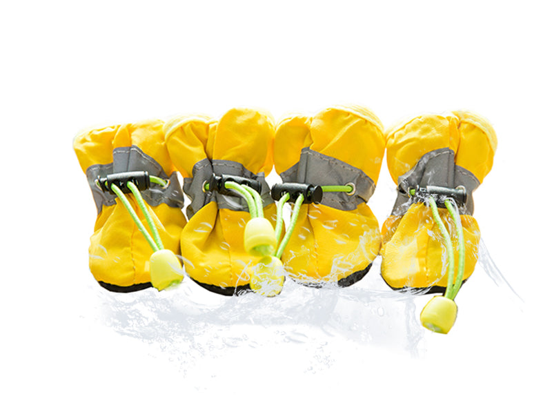 Waterproof Reflective Dog Boots – Winter Warm Anti-Slip Pet Shoes with Adjustable Drawstring, for Small Dogs & Puppies (Set of 4)