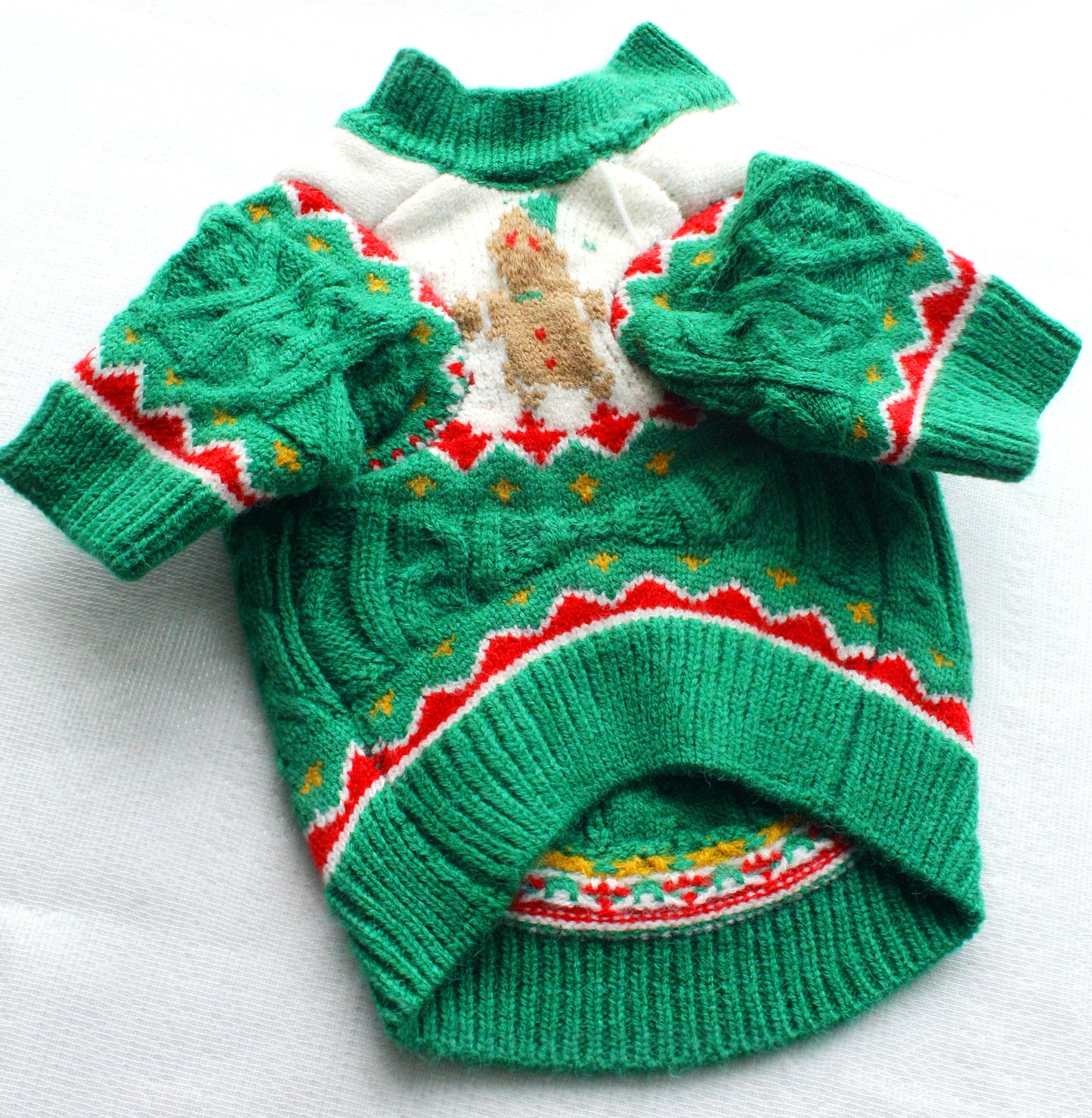 Christmas Dog Sweater Cozy Knitted Holiday Pet Jumper Pullover with Gingerbread Design Warm Winter Apparel