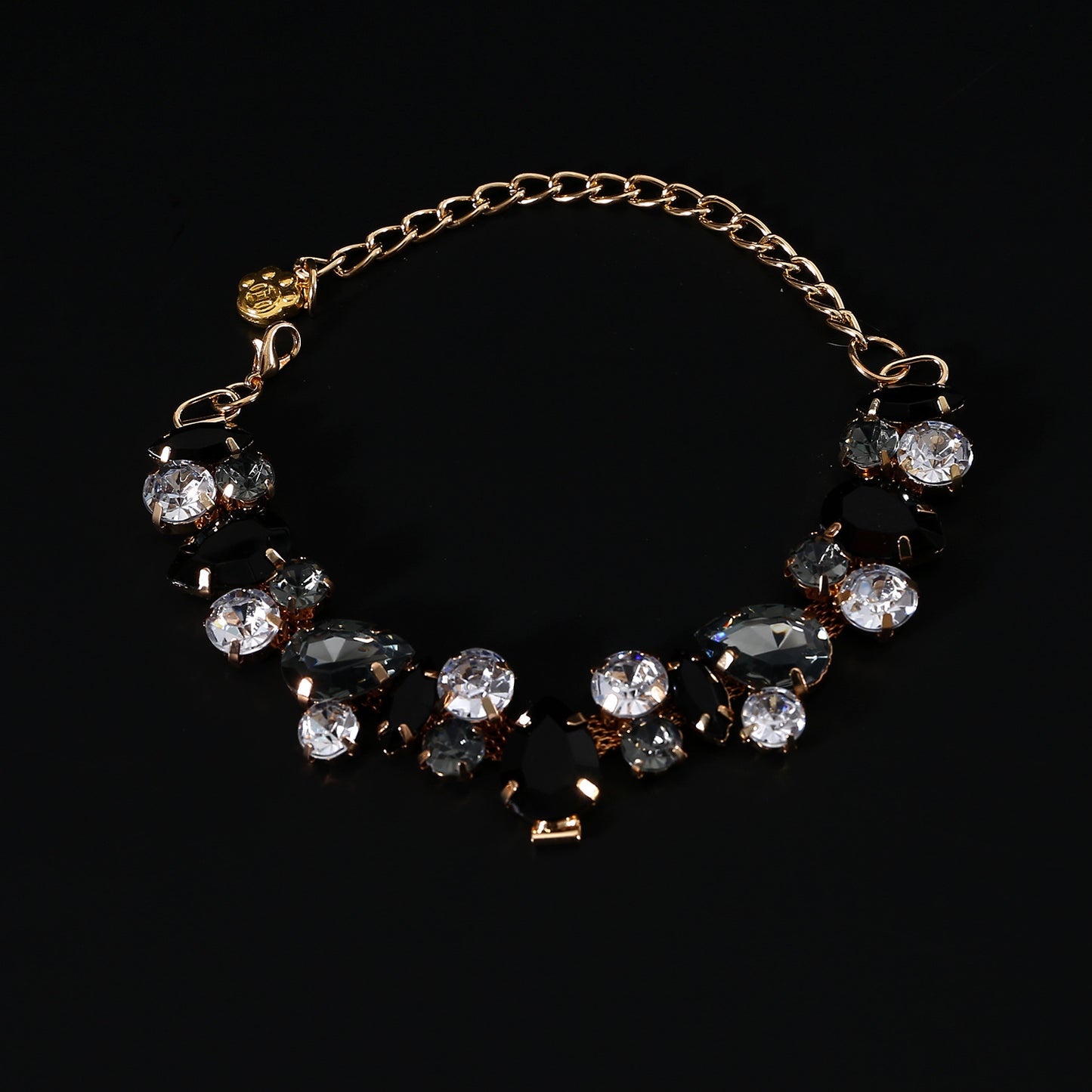 Luxury Pet Necklace – Crystal Beads & Adjustable Chain