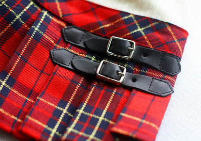 Plaid Dog Kilt Skirt with Buckle Detail - Stylish Pet Outfit Knitted Jumper Sweater for Fall & Winter