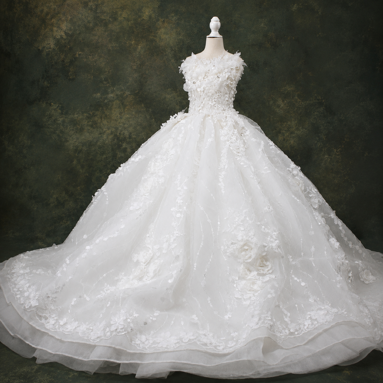 luxury-white-bridal-dog-dress