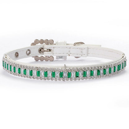 Emerald crystal pet collar size chart showing XS S M and L neck measurements