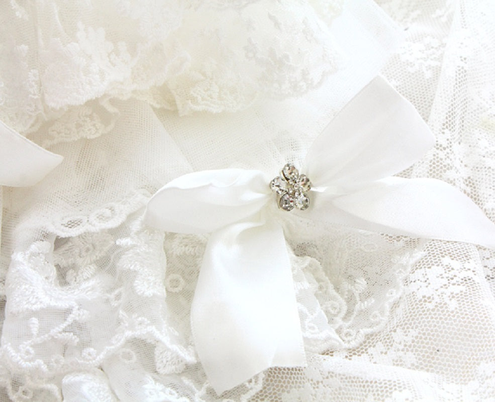 Premium lace embroidery and layered bridal tulle detail