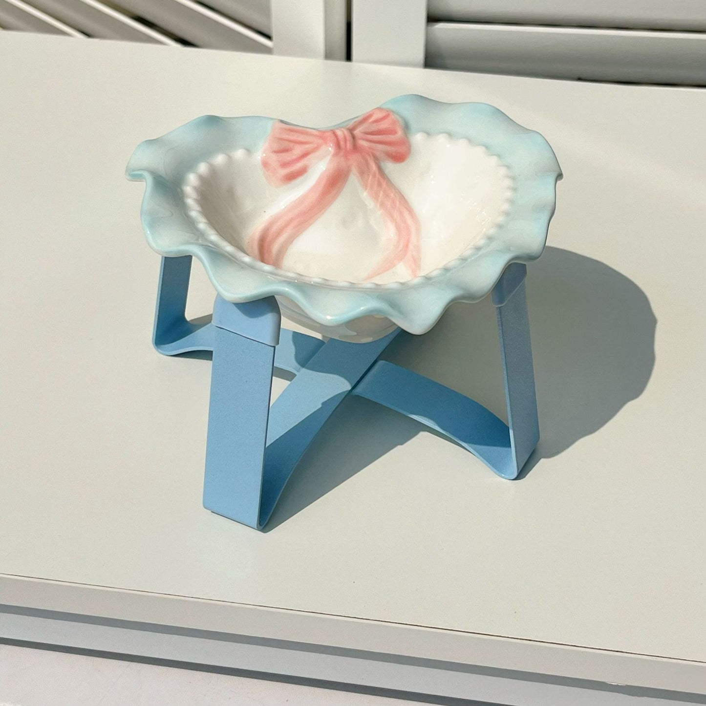Ceramic Pet Bowl with Bow – Raised Cute Design